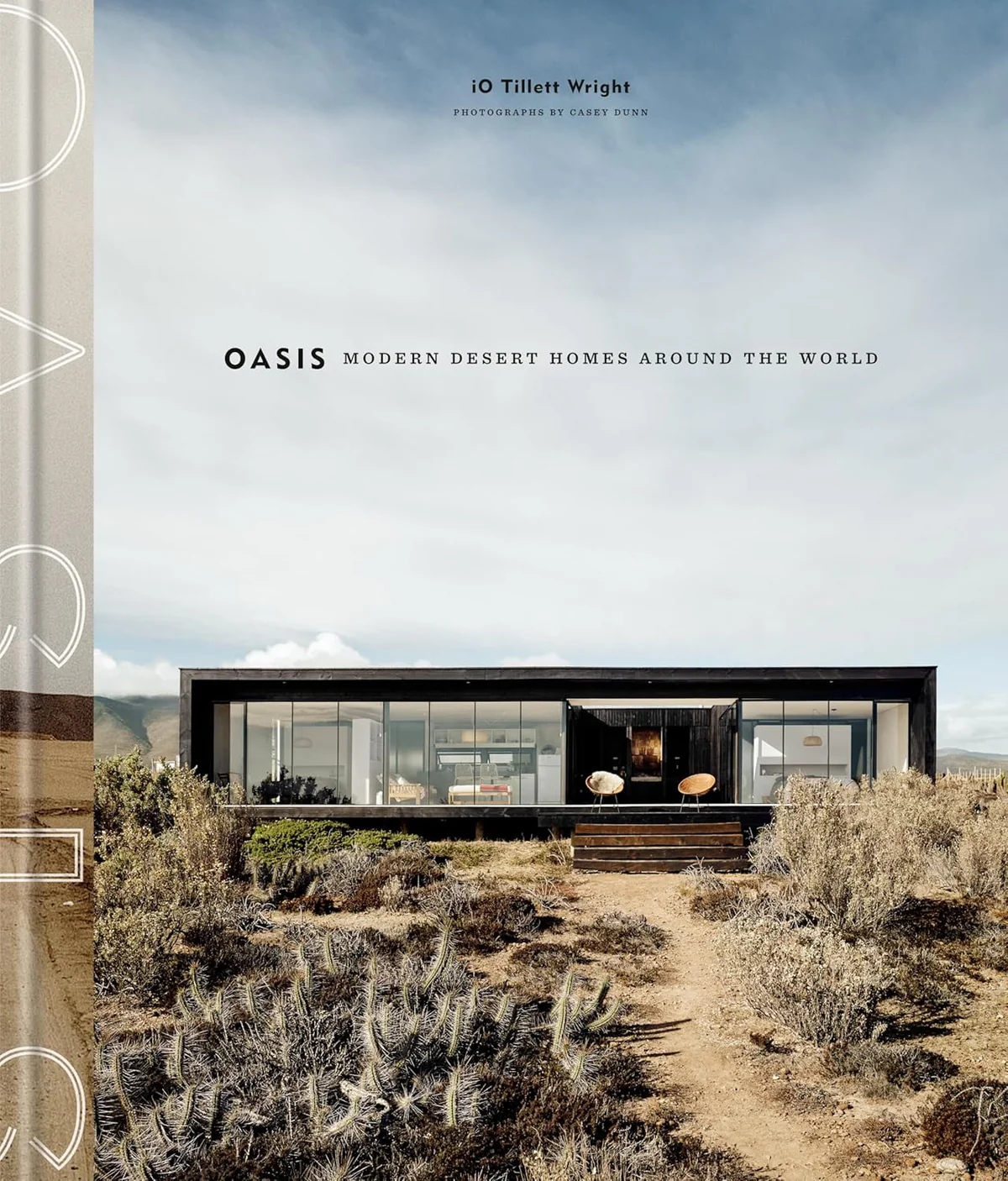 Oasis Modern Desert Homes Around the World Book Cover
